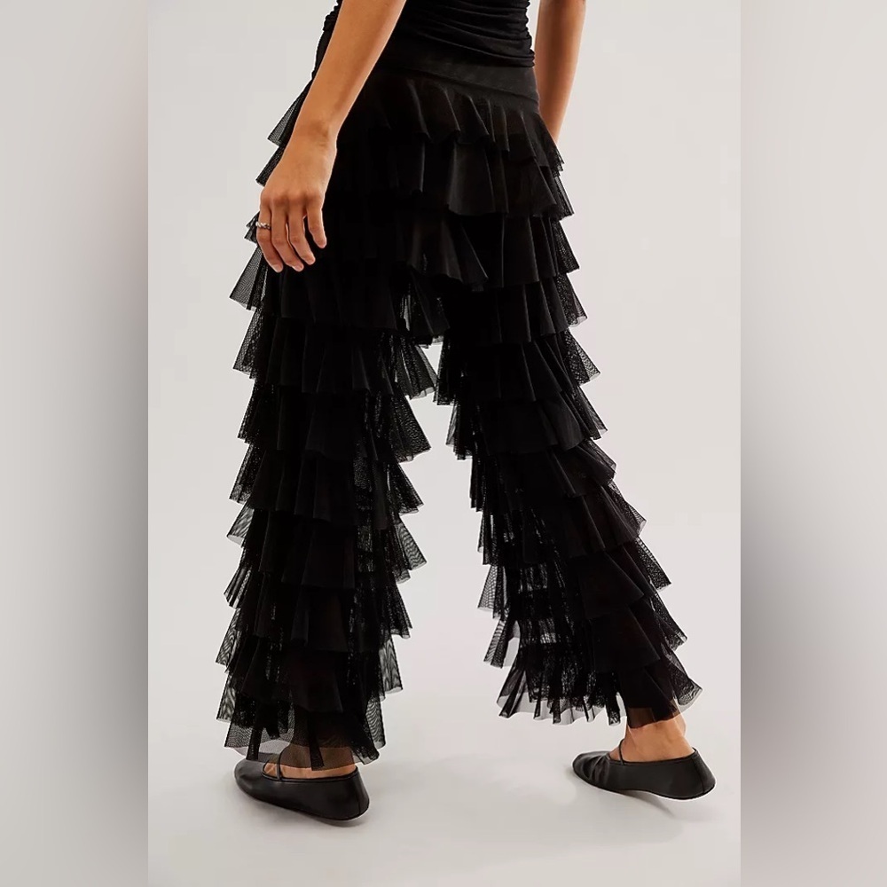 NWT Wide Leg Ruffle Pant - Picture 3 of 3
